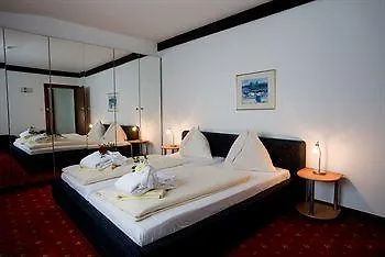 Hotel Bellevue Seeboden am Millstätter See